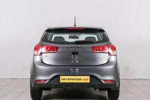 Хетчбэк Kia Rio 2016 года, 1079000 рублей, Красноярск