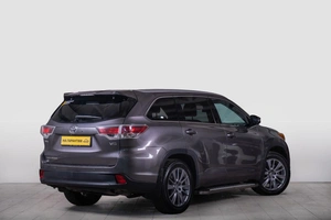 Внедорожник Toyota Highlander 2014 года, 3019000 рублей, Томск
