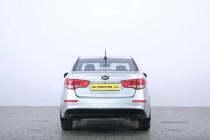 Седан Kia Rio 2017 года, 1039000 рублей, Омск