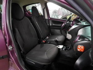 Хетчбэк Peugeot 107 2013 года, 465040 рублей, Воронеж
