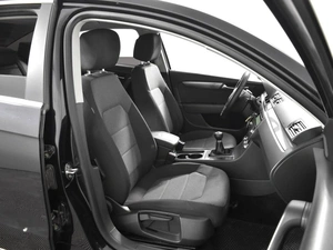 Седан Volkswagen Passat 2012 года, 1128900 рублей, Казань