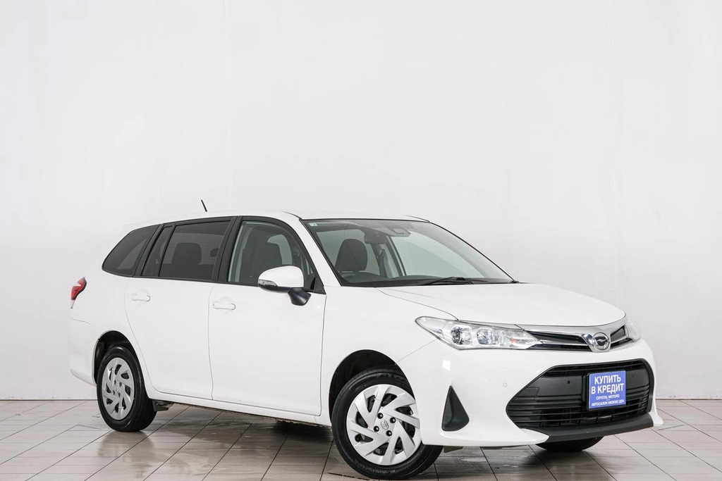 Универсал Toyota Corolla Fielder 2020 года, 1449000 рублей, Красноярск
