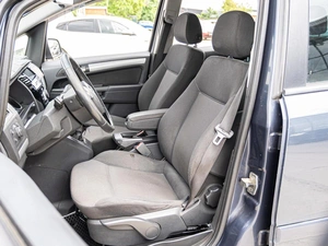 Минивэн Opel Zafira 2010 года, 699000 рублей, Краснодар