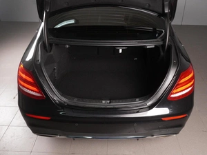 Седан Mercedes-benz E-класс 2018 года, 4134000 рублей, Красный Пахарь