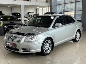 Седан Toyota Avensis 2004 года, 787000 рублей, Солонцы