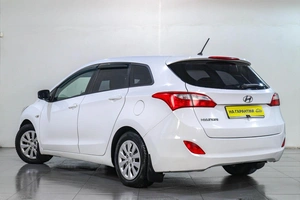 Хетчбэк Hyundai i30 2016 года, 1289000 рублей, Челябинск