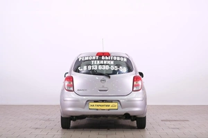 Хетчбэк Nissan March 2011 года, 629000 рублей, Омск