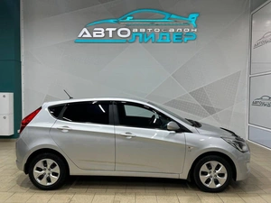 Хетчбэк Hyundai Solaris 2014 года, 999000 рублей, Красноярск