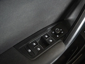 Внедорожник Volkswagen Tiguan 2019 года, 2600000 рублей, Краснодар