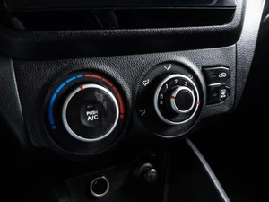 Седан Kia Rio 2013 года, 871000 рублей, Волгоград