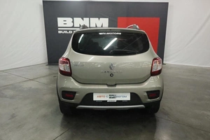 Хэтчбек Renault Sandero 2015 года, 860000 рублей, Курск