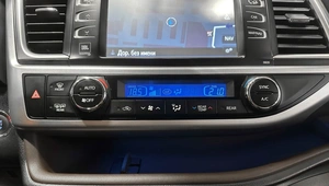 Внедорожник Toyota Highlander 2014 года, 2900000 рублей, Красноярск