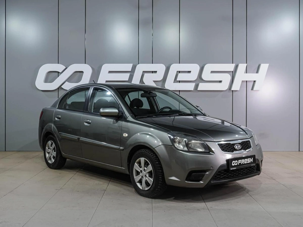 Седан Kia Rio 2011 года, 699000 рублей, Воронеж