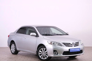 Седан Toyota Corolla 2012 года, 1149000 рублей, Омск
