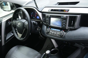 Внедорожник Toyota RAV4 2015 года, 2018000 рублей, Солонцы