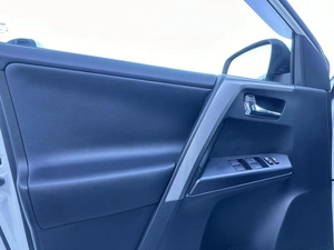 Внедорожник Toyota RAV4 2017 года, 2149000 рублей, Уфа