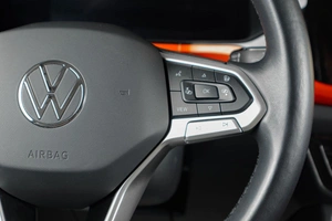 Внедорожник Volkswagen Taos 2021 года, 2819000 рублей, Тюмень