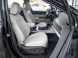 Минивэн Kia Carnival 2023 года, 4630000 рублей, Краснодар