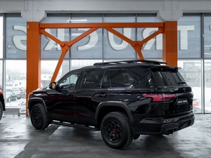 Внедорожник Toyota Sequoia 2025 года, 15300000 рублей, Новоивановское