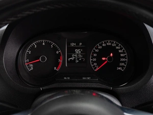 Седан Volkswagen Polo 2018 года, 1479000 рублей, Тюмень