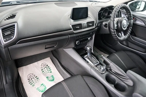 Седан Mazda Axela 2017 года, 1699000 рублей, Красноярск