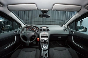 Хетчбэк Peugeot 308 2010 года, 349000 рублей, Красноярск