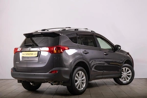 Внедорожник Toyota RAV4 2014 года, 2099000 рублей, Томск