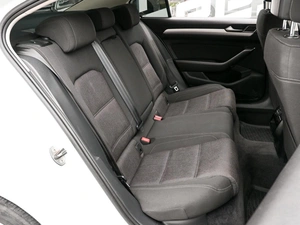 Седан Volkswagen Passat 2017 года, 1599800 рублей, Волгоград