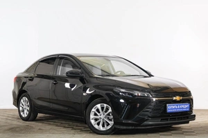 Седан Chevrolet Monza 2023 года, 1599000 рублей, Тюмень