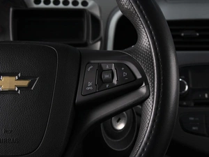 Седан Chevrolet Aveo 2012 года, 790000 рублей, Омск