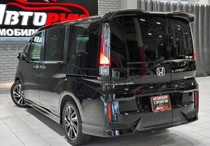 Минивэн Honda Stepwgn Spada 2016 года, 1947000 рублей, Красноярск