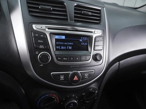 Седан Hyundai Solaris 2014 года, 1050000 рублей, Ростов-на-Дону