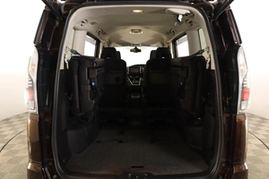 Минивэн Nissan Serena 2018 года, 2399000 рублей, Пермь