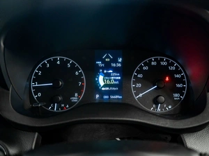 Хетчбэк Toyota Yaris 2020 года, 1075000 рублей, Красноярск