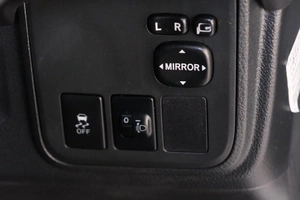 Минивэн Toyota Wish 2014 года, 1699000 рублей, Омск