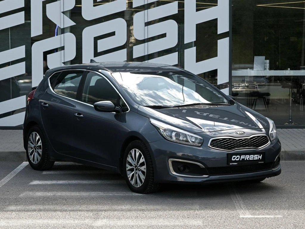 Хетчбэк Kia Ceed 2017 года, 1260000 рублей, Волгоград