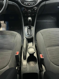 Седан Hyundai Solaris 2014 года, 995000 рублей, Абакан