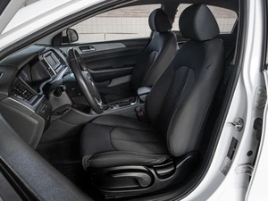 Седан Hyundai Sonata 2019 года, 1877000 рублей, Краснодар