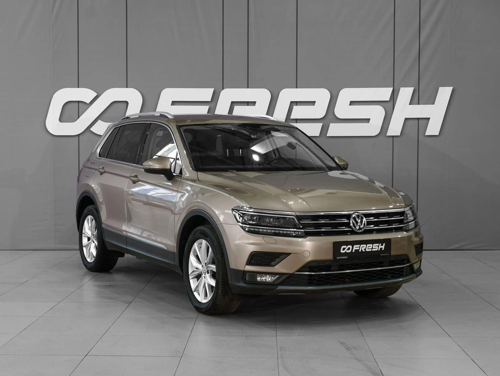 Внедорожник Volkswagen Tiguan 2019 года, 2839000 рублей, Тверь