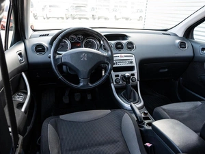 Хетчбэк Peugeot 308 2008 года, 395000 рублей, Краснодар