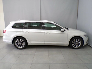 Седан Volkswagen Passat 2015 года, 1699500 рублей, Красноярск