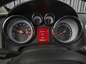 Хетчбэк Opel Astra 2012 года, 949000 рублей, Ставрополь