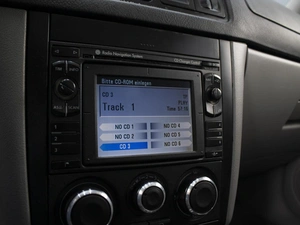 Седан Volkswagen Jetta 2000 года, 799000 рублей, Омск