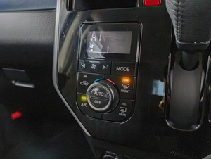 Хетчбэк Toyota Tank 2019 года, 1215000 рублей, Краснодар