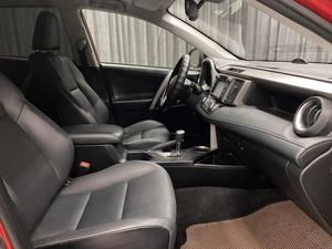 Внедорожник Toyota RAV4 2015 года, 1790000 рублей, Красноярск