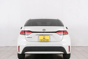 Универсал Toyota Corolla 2019 года, 1890000 рублей, Красноярск