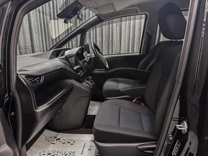 Минивэн Toyota Noah 2020 года, 1950000 рублей, Красноярск