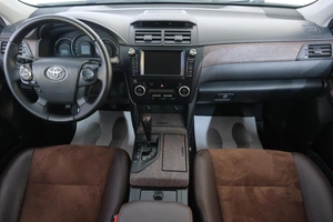 Седан Toyota Camry 2014 года, 1999000 рублей, Омск