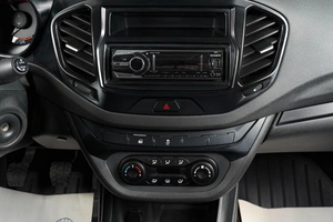 Седан ВАЗ (LADA) Vesta 2019 года, 989000 рублей, Тюмень
