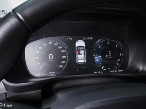 Внедорожник Volvo XC40 2020 года, 2600000 рублей, Ростов-на-Дону